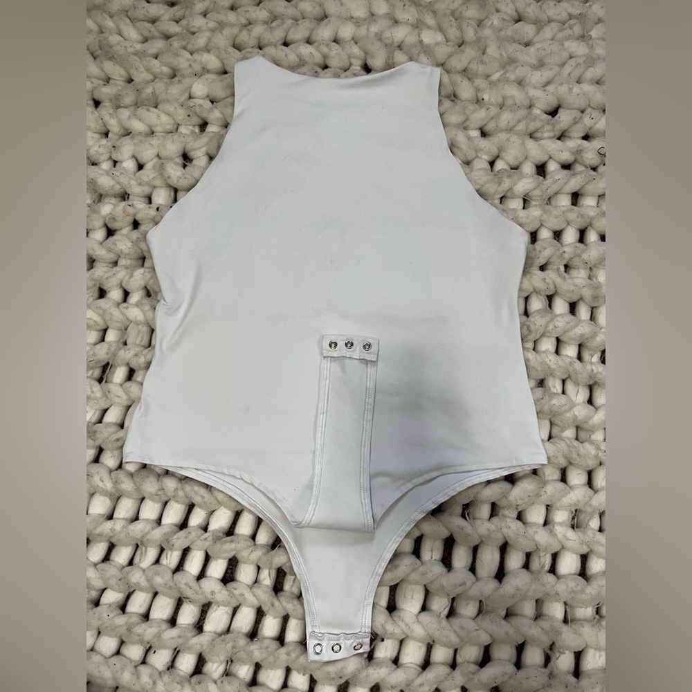 Reoria body suit xl white